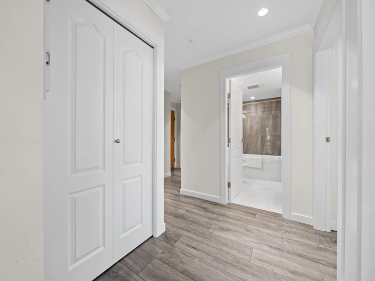 214-2915 Glen Drive, Coquitlam, BC, V3B 7H8 - 28
