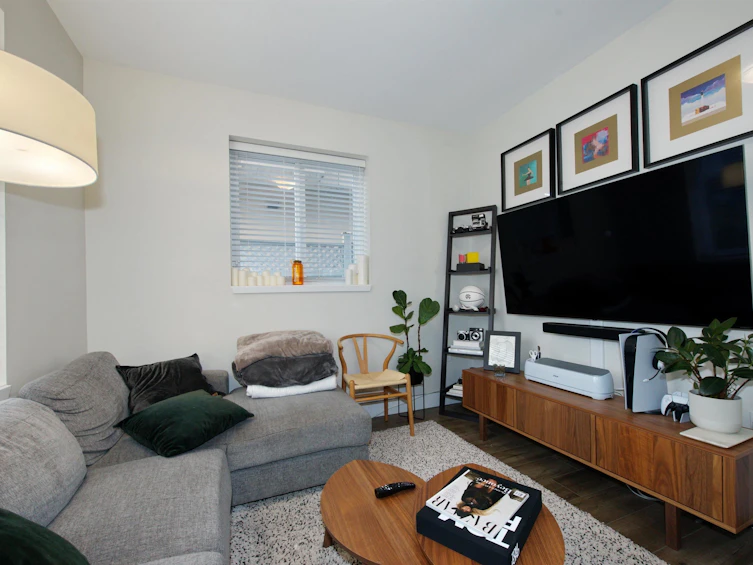 213 E 64 Avenue, Vancouver, BC, V5X 2M5 - 22