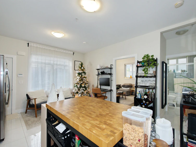 213 E 64 Avenue, Vancouver, BC, V5X 2M5 - 26