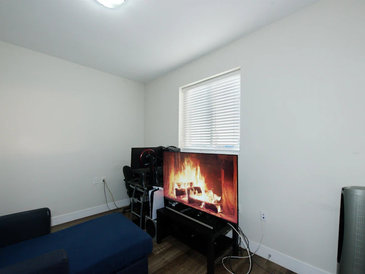 213 E 64 Avenue, Vancouver, BC, V5X 2M5 - 5