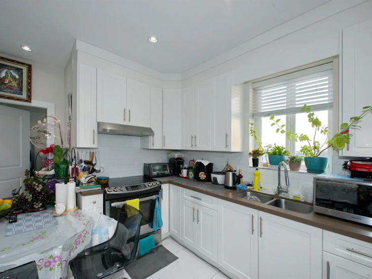 213 E 64 Avenue, Vancouver, BC, V5X 2M5 - 13