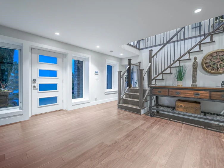 329 55 Street, Delta, BC, V4M 3J4 - 33