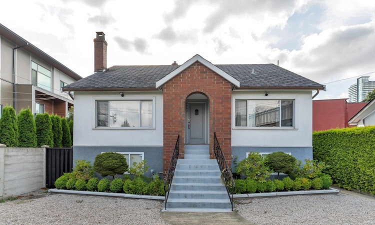 6969 Royal Oak Avenue