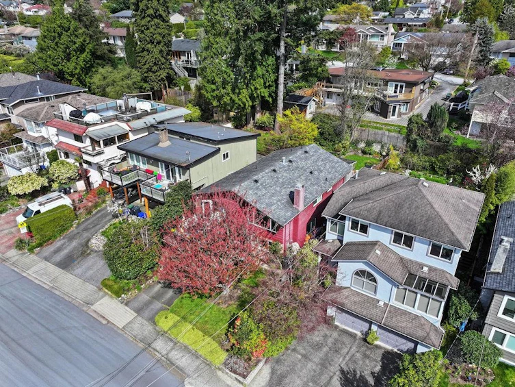 3300 Mahon Avenue, North Vancouver, BC, V7N 3T5 - 30