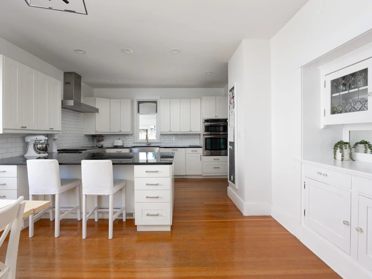 1122 London Street, New Westminster, BC, V3M 3C1 - 11