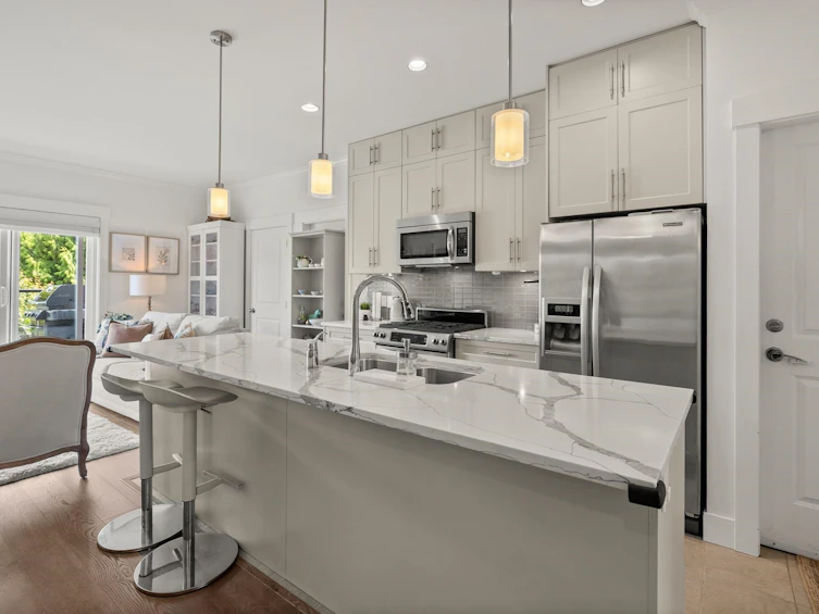 301-6471 Princess Lane, Richmond, BC, V7E 6R7 - 8