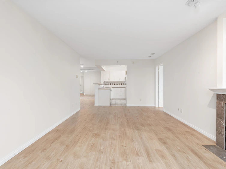 305-4788 Hazel Street, Burnaby, BC, V5H 4V9 - 5