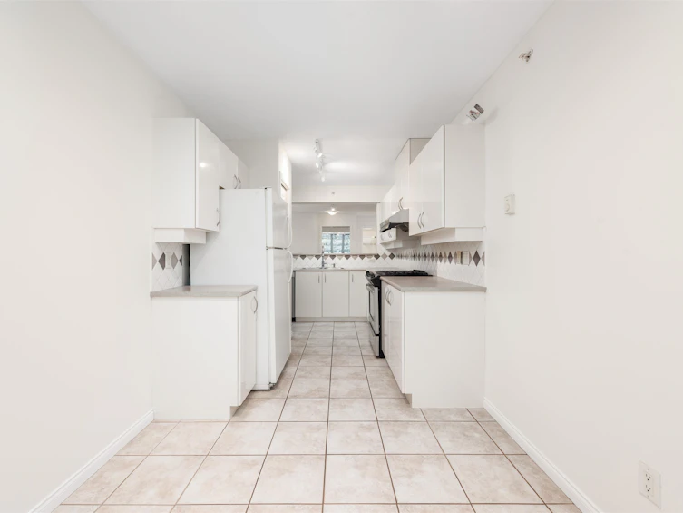 305-4788 Hazel Street, Burnaby, BC, V5H 4V9 - 16