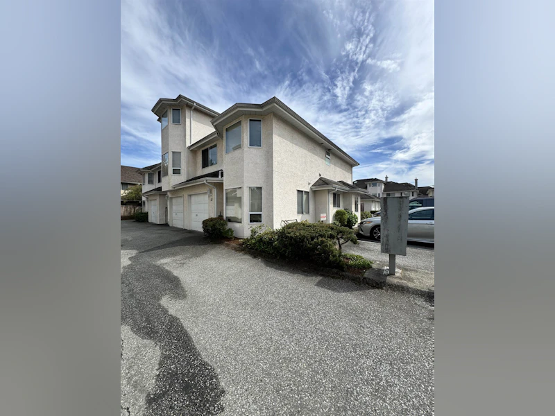 22 - 8220 Bennett Road, Richmond BC V6Y 1N5
