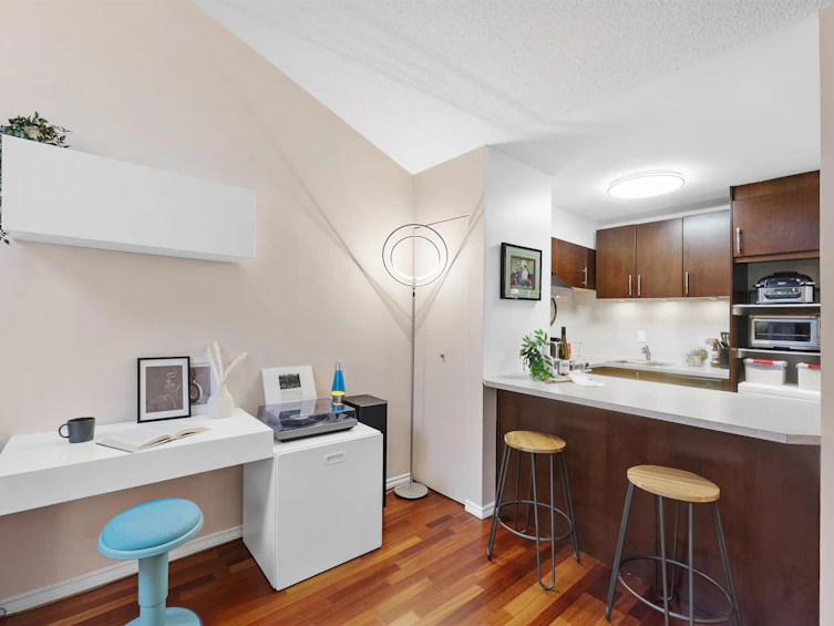 317-1545 E 2nd Avenue, Vancouver, BC, V5N 1C8 - 9