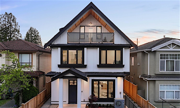 2-1259 Renfrew Street, Vancouver, BC, V5K 4C2