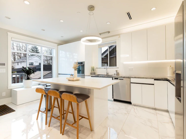 2388 E 2nd Avenue, Vancouver, BC, V5N 1G3 - 9