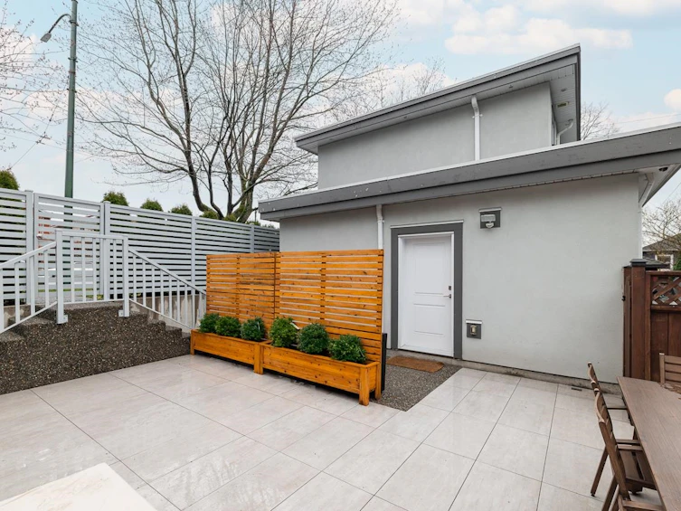 2388 E 2nd Avenue, Vancouver, BC, V5N 1G3 - 30