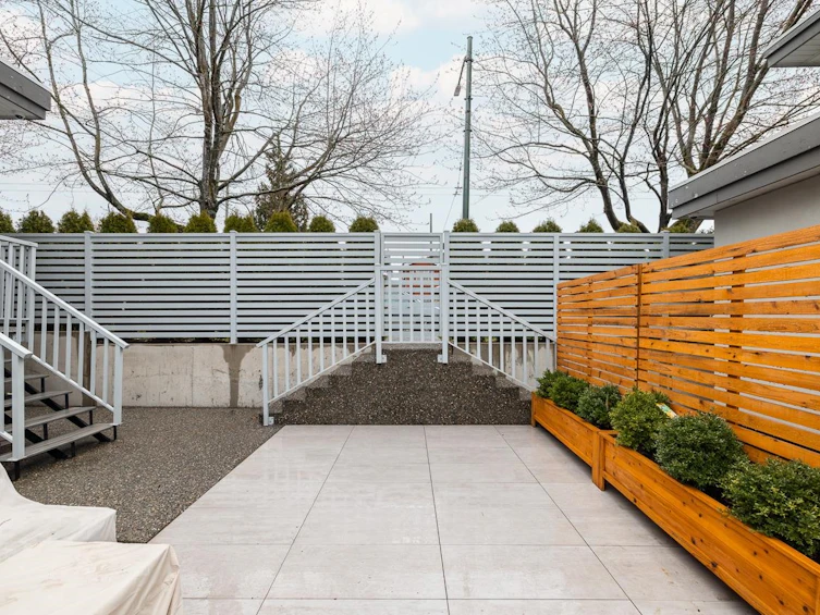 2388 E 2nd Avenue, Vancouver, BC, V5N 1G3 - 29