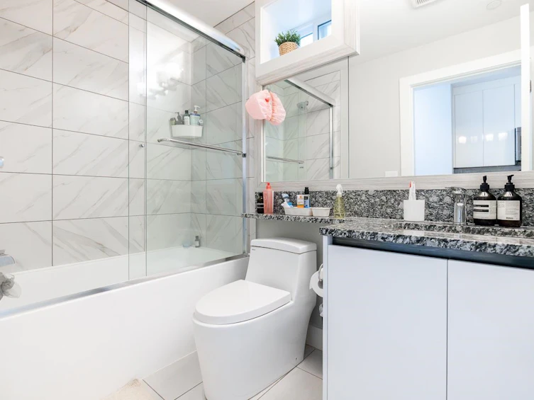 2388 E 2nd Avenue, Vancouver, BC, V5N 1G3 - 24
