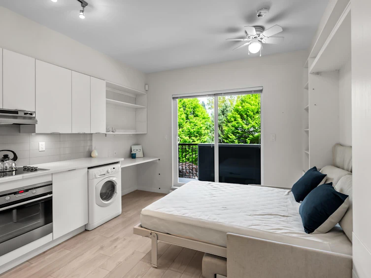 206-13678 Grosvenor Road, Surrey, BC, V3R 5E2 - 3