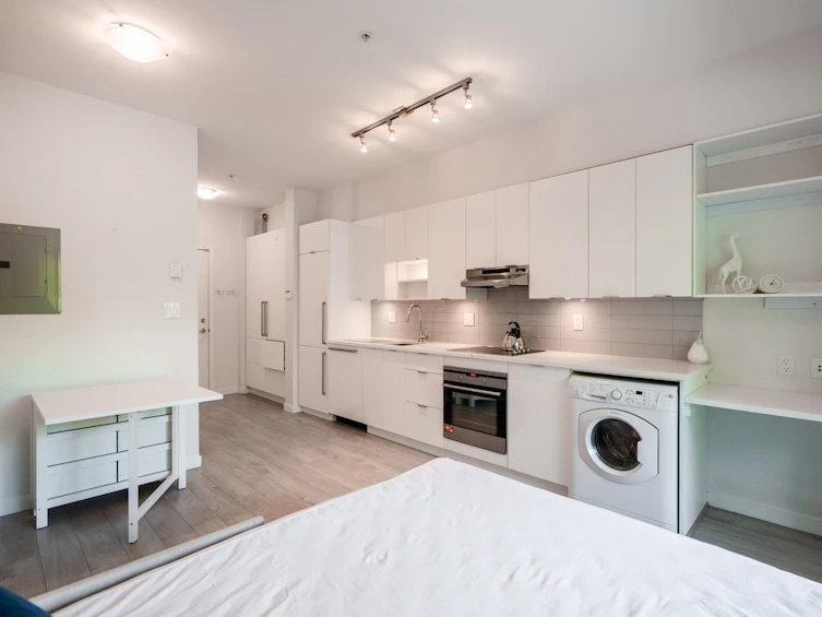 206-13678 Grosvenor Road, Surrey, BC, V3R 5E2 - 13