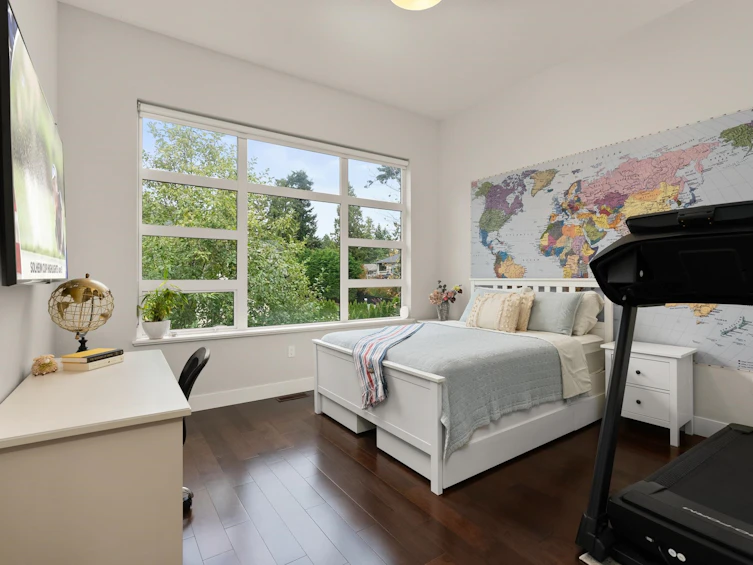 209-13585 16 Avenue, Surrey, BC, V4A 1P6 - 13