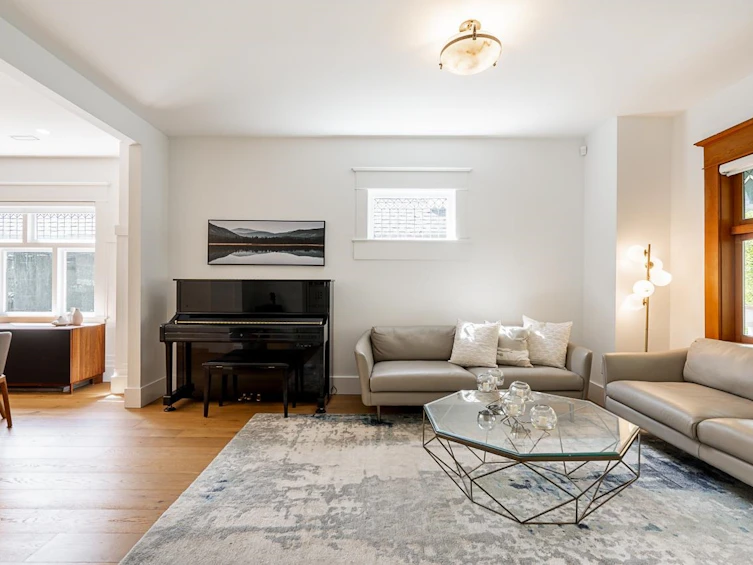 456 W 18th Avenue, Vancouver, BC, V5Y 2B1 - 3