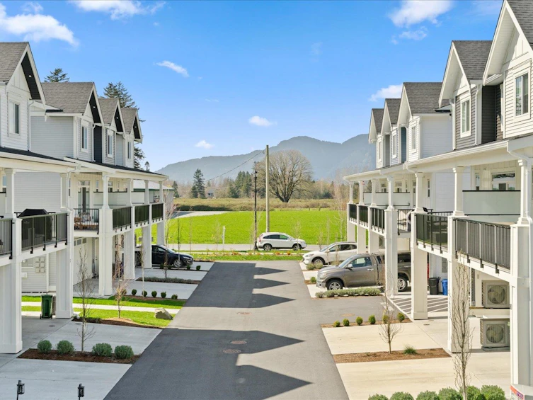 5475 Driftwood Street, Chilliwack, BC, V2R 6A3 - 31