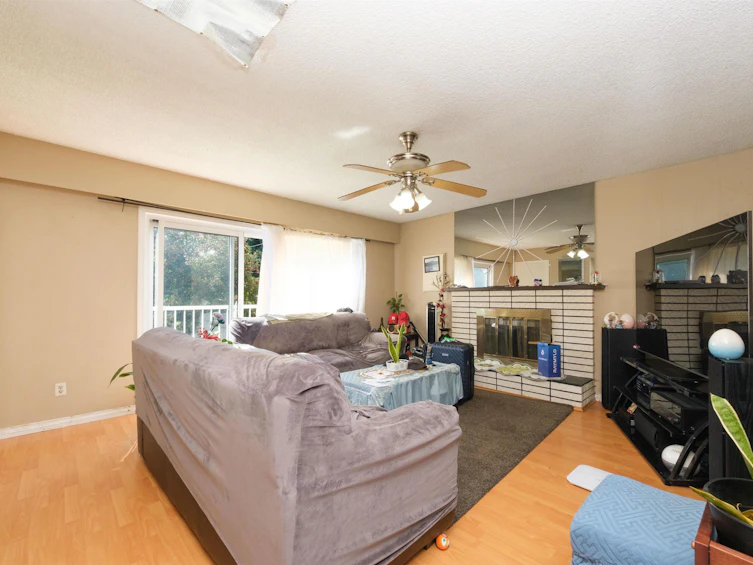 6630 Canada Way, Burnaby, BC, V5E 3P7 - 8