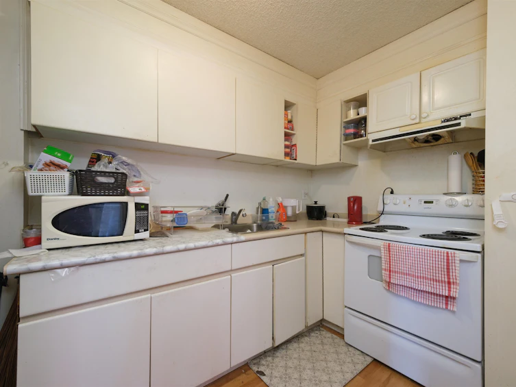 6630 Canada Way, Burnaby, BC, V5E 3P7 - 17