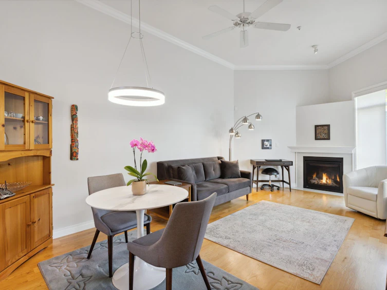 401-128 W 8th Street, North Vancouver, BC, V7M 3M1 - 8