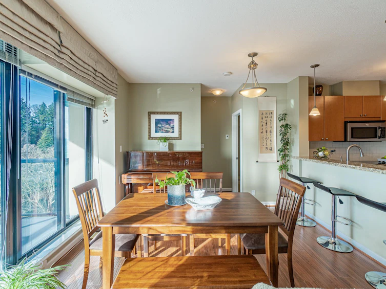 1202-15 E Royal Avenue, New Westminster, BC, V3L 0A9 - 4