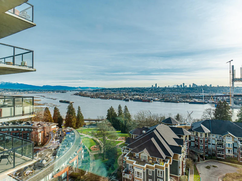 1202 - 15 E Royal Avenue, New Westminster BC V3L 0A9