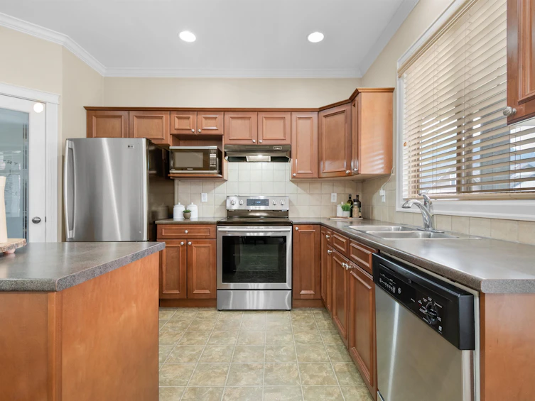 5349 Chinook Street, Chilliwack, BC, V2R 0A4 - 10