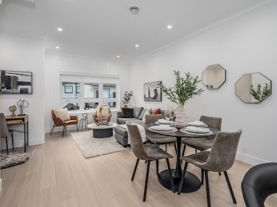 2-9820 Alberta Road - 3