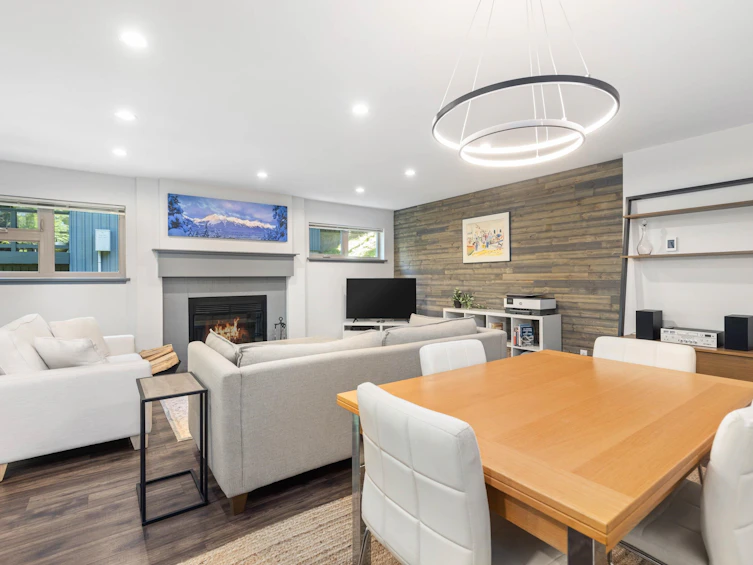 101-3050 Hillcrest Drive, Whistler, BC, V8E 0T8 - 9
