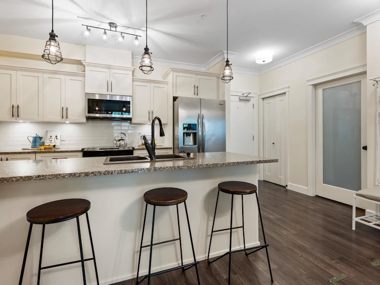 111-45746 Keith Wilson Road, Chilliwack, BC, V2R 1J9 - 11