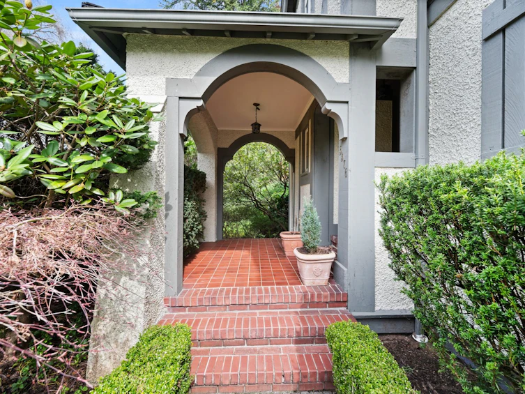 5376 Marguerite Street, Vancouver, BC, V6M 3K6 - 2