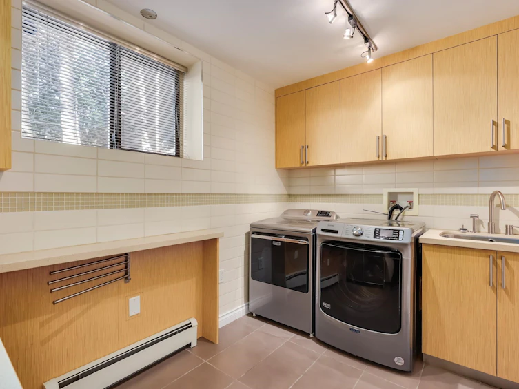 31 Axford Bay, Port Moody, BC, V3H 3R4 - 28