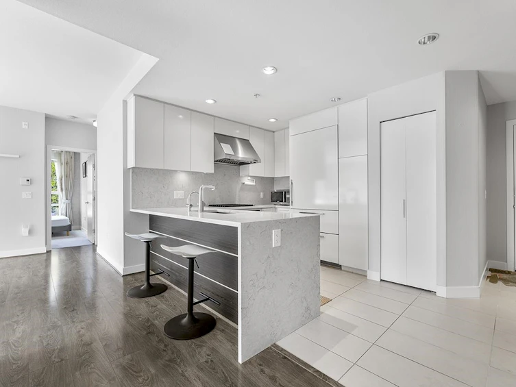 212-3462 Ross Drive, Vancouver, BC, V6S 0H6 - 5