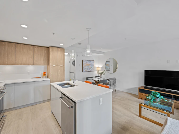 TH10-108 E 8th Street, North Vancouver, BC, V7L 0H1 - 12