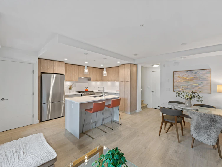 TH10-108 E 8th Street, North Vancouver, BC, V7L 0H1 - 10