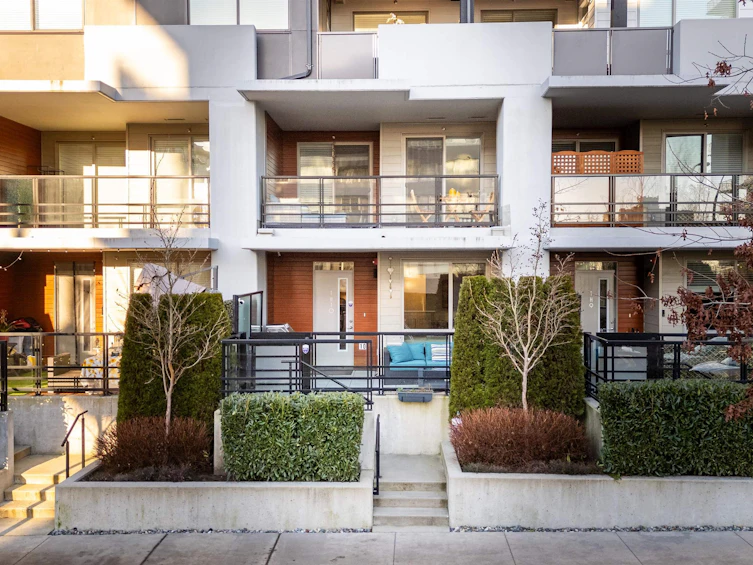TH10-108 E 8th Street, North Vancouver, BC, V7L 0H1 - 3