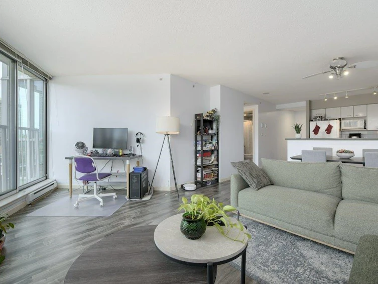 303-6088 Willingdon Avenue, Burnaby, BC, V5H 4V2 - 4