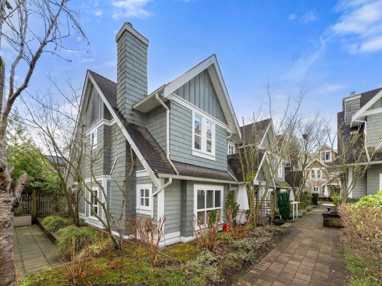 12-2688 Mountain Highway, North Vancouver, BC, V7J 2N5 - 2