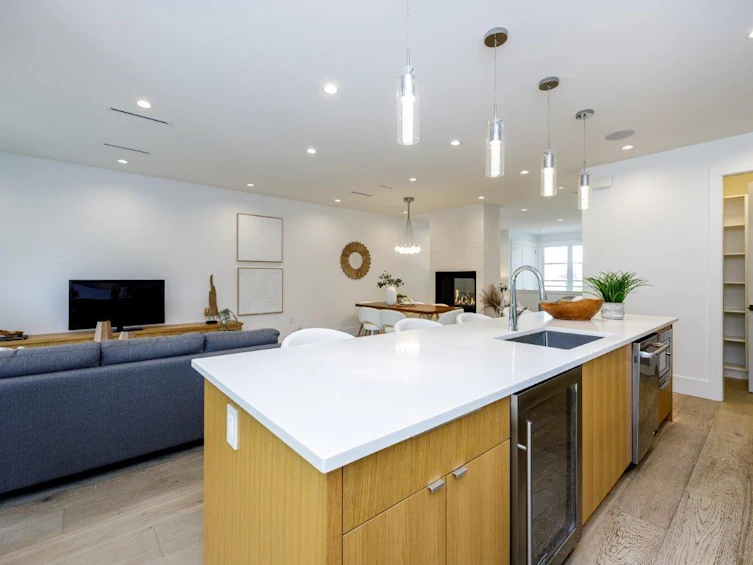 1192 Croft Road, North Vancouver, BC, V7K 1K1 - 14