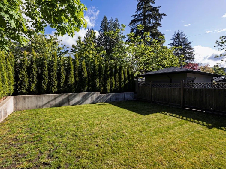 1192 Croft Road, North Vancouver, BC, V7K 1K1 - 35
