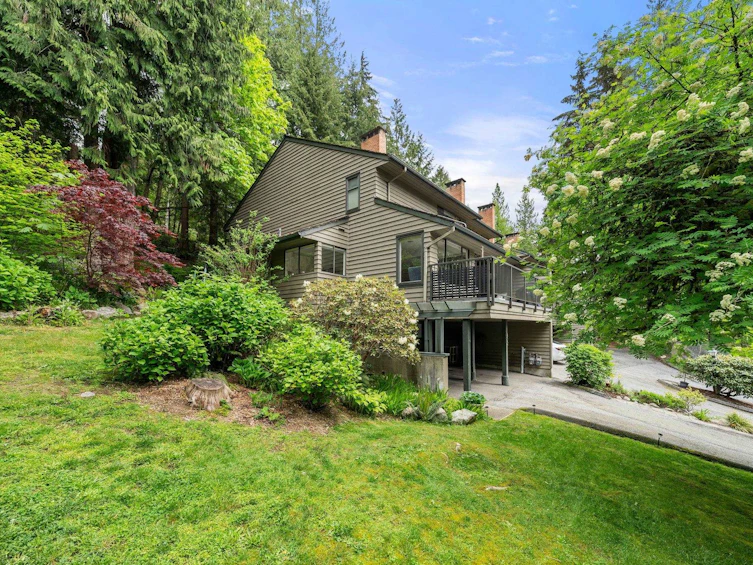822 Frederick Road, North Vancouver, BC, V7K 2Y3 - 2