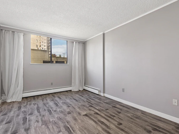 304-145 St. Georges Avenue, North Vancouver, BC, V7L 3G8 - 13