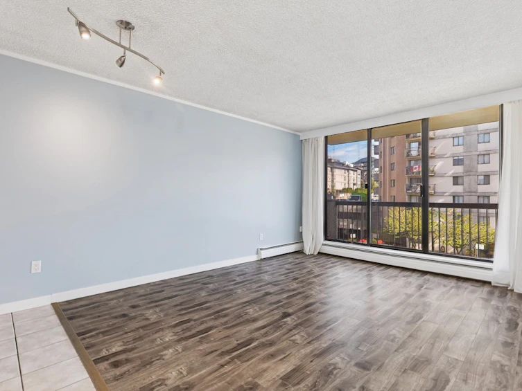 304-145 St. Georges Avenue, North Vancouver, BC, V7L 3G8 - 20