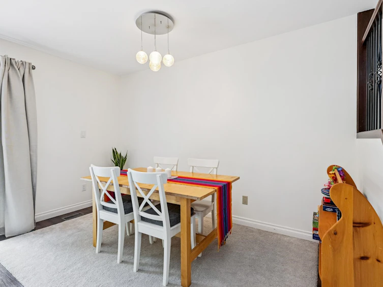 4611 Hoskins Road, North Vancouver, BC, V7K 2R2 - 9