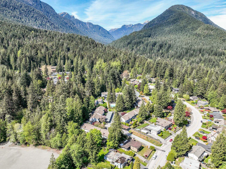 4611 Hoskins Road, North Vancouver, BC, V7K 2R2 - 37