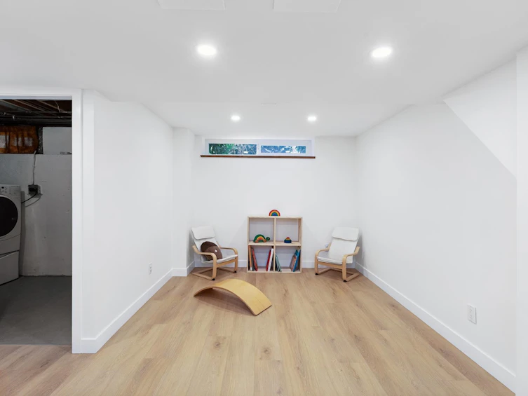 4611 Hoskins Road, North Vancouver, BC, V7K 2R2 - 28
