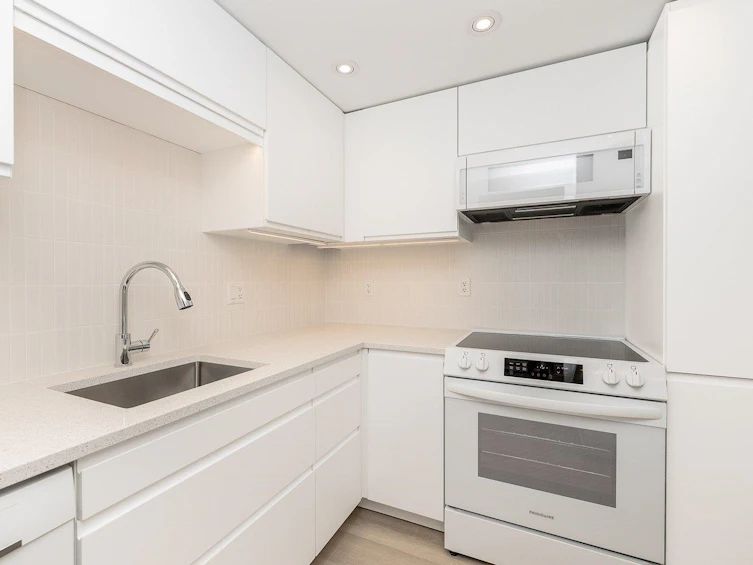 222-7340 Moffatt Road, Richmond, BC, V6Y 1X8 - 5